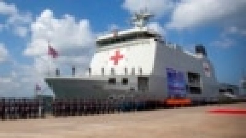 French Warship Treats Around 1,000 Injured Gazans
