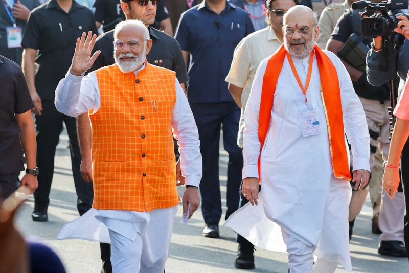 India&rsquo;s Modi casts his vote in giant election 