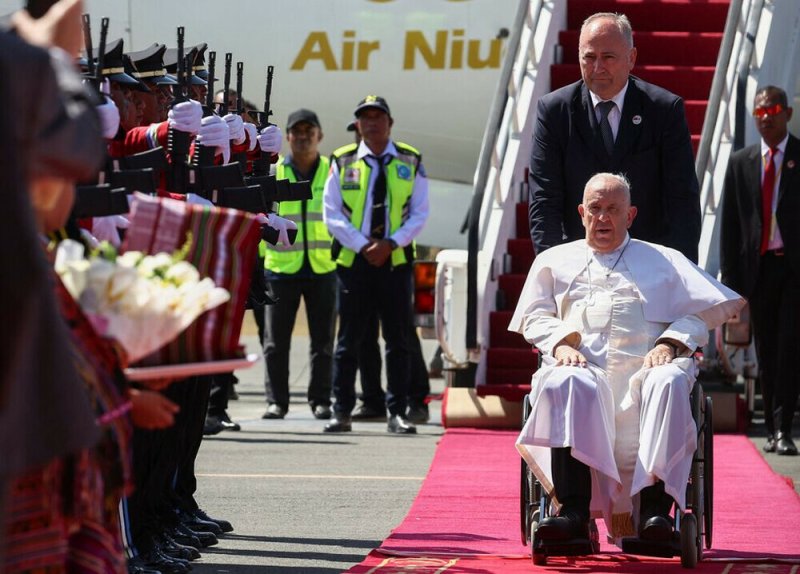 Pope Francis arrives in East Timor