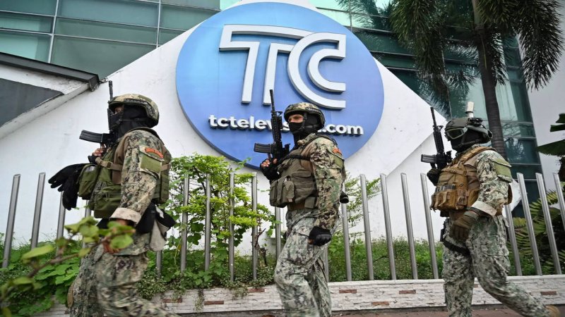 Ecuador declares war on armed gang after TV station attacked