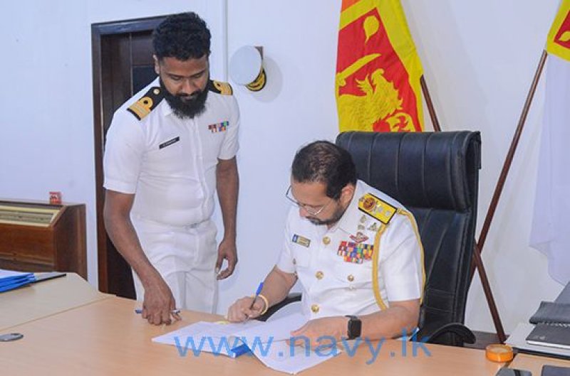 Nalindra Jayasinghe assumes command of N/W Naval Command