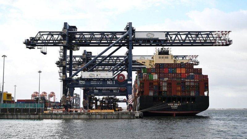 Australia ports remain closed after cyber-attack