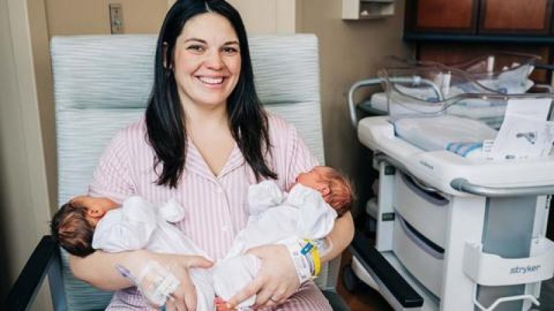 US mother with rare double womb gives birth to two babies 