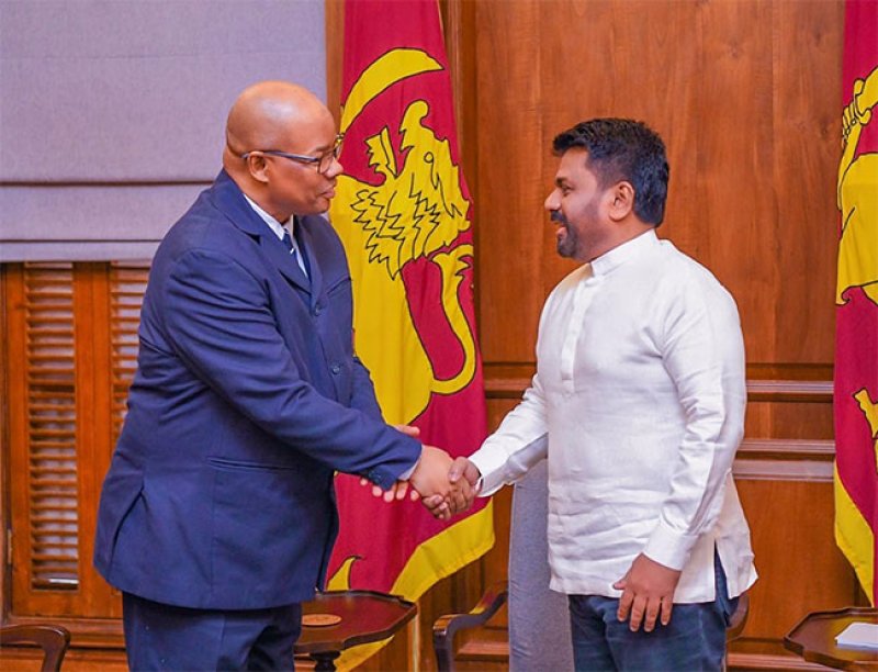 Sri Lanka, South Africa Discuss Strengthening Bilateral Ties