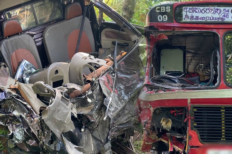 Lorry-bus crash near Narammala claims three lives