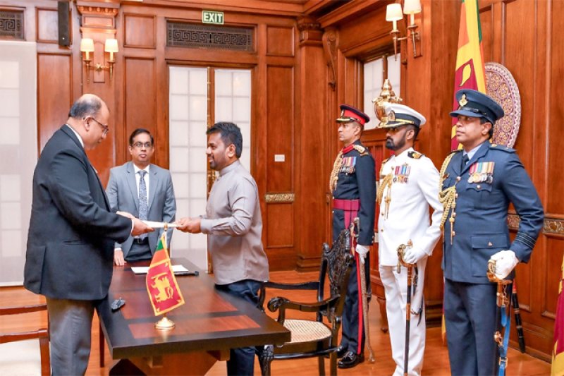 Justice Yasantha Kodagoda sworn in as Acting Chief Justice
