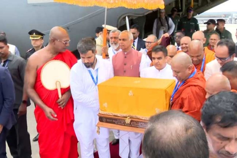 Devnimori Sacred relics of Lord Buddha arrive in Sri Lanka