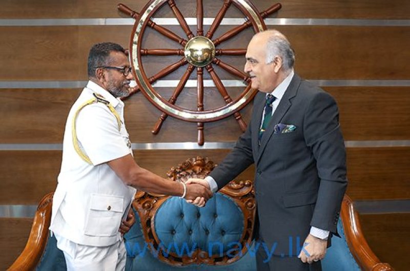 HC of Pakistan to SL pays farewell call on Navy Commander 