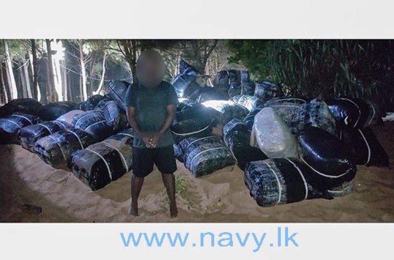 Navy nabs suspect with 3440kg of smuggled Tendu leaves 