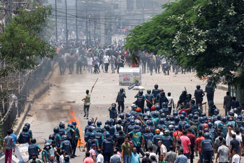 27 killed in Bangladesh clashes, govt declares curfew
