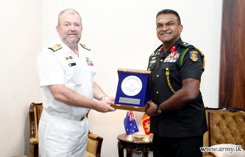 Commander for IPE Pays Courtesy Call on the Chief of staff 