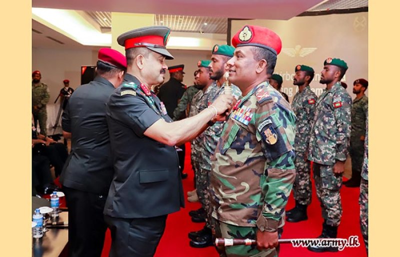 Army Chief Presents Airborne Insignia to  his  Coursemates