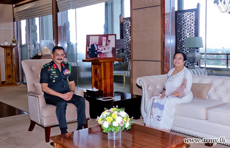 Ambassador of SL to Myanmar Calls on the Army Commander 