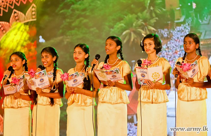 Army Chief Graces Vijaya Poson Gee Saraniya