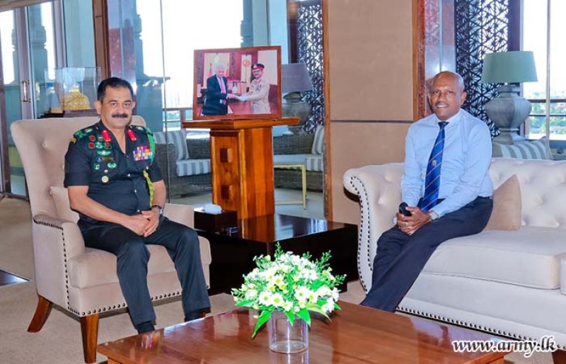 SLESA Newly Appointed President Calls on the Army Chief