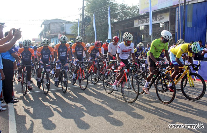 Army Cyclists Triumph in 25th SL Air Force Cycle Tour