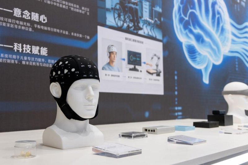 China issues world&rsquo;s first AI brain-computer interface