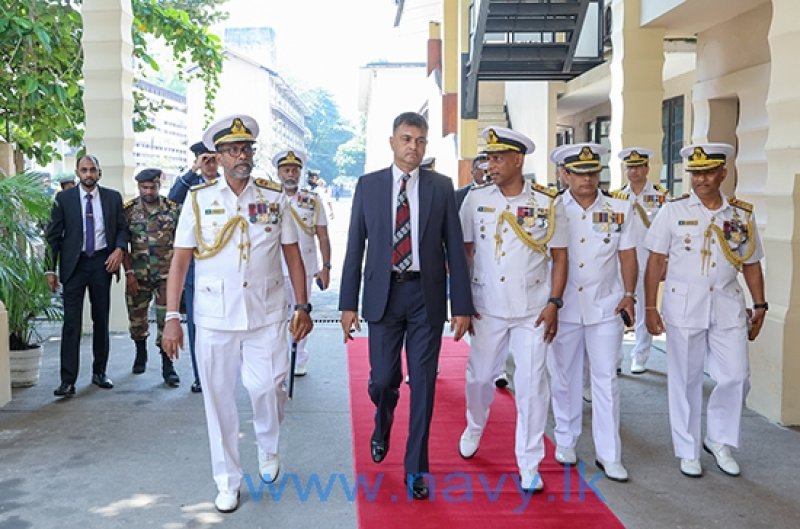 Sec  to the Ministry of Defence visits Navy Headquarters