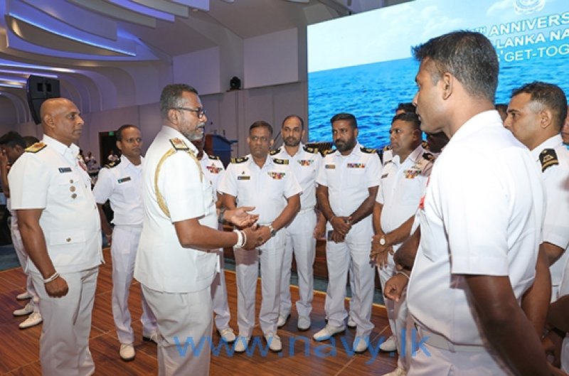 Navy hosts sailors&rsquo; get-together for its 74th Anniversary