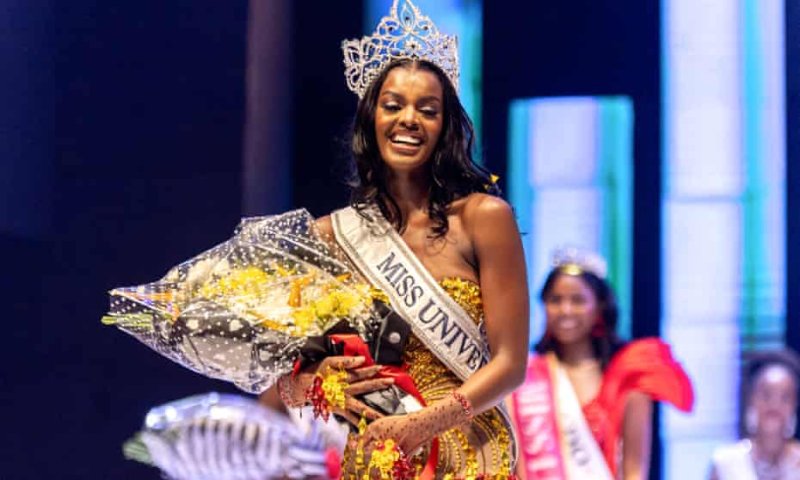 South African beauty queen crowned Miss Nigeria 