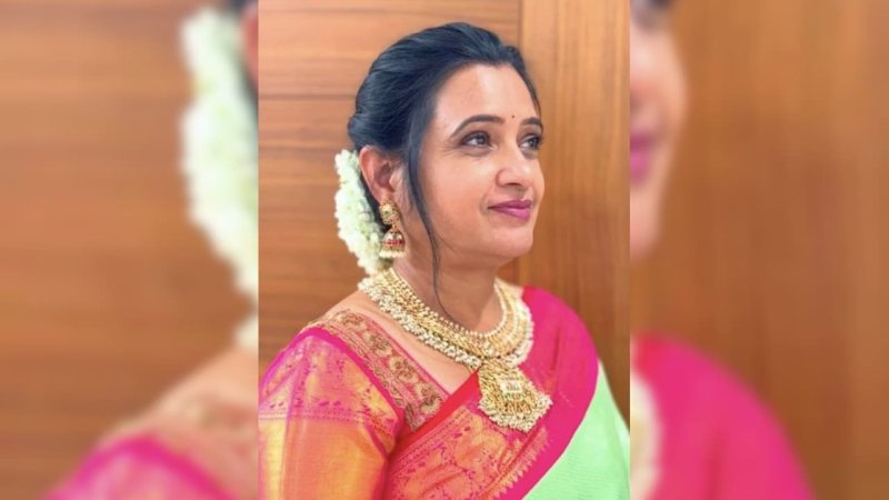 Boy stabbed lady principal 27 times