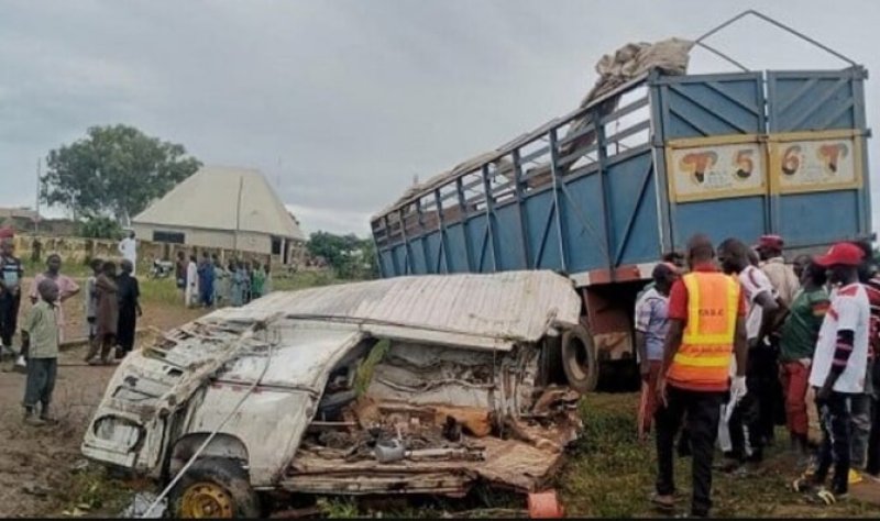25 Children Killed. 48 injured After Bus Crashes In Nigeria