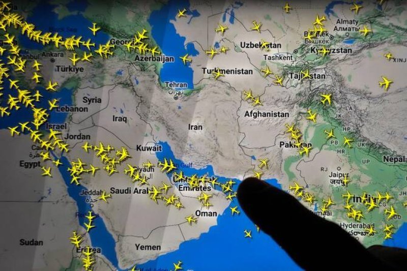 Israel -Iran Close Airspace for Flights After Strike on Iran