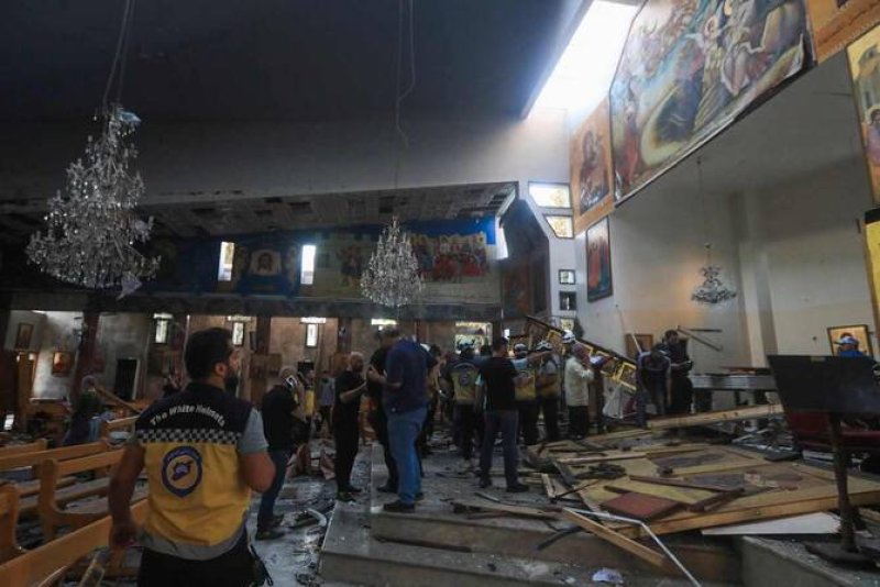 At least 19 killed in suicide bombing on Damascus church
