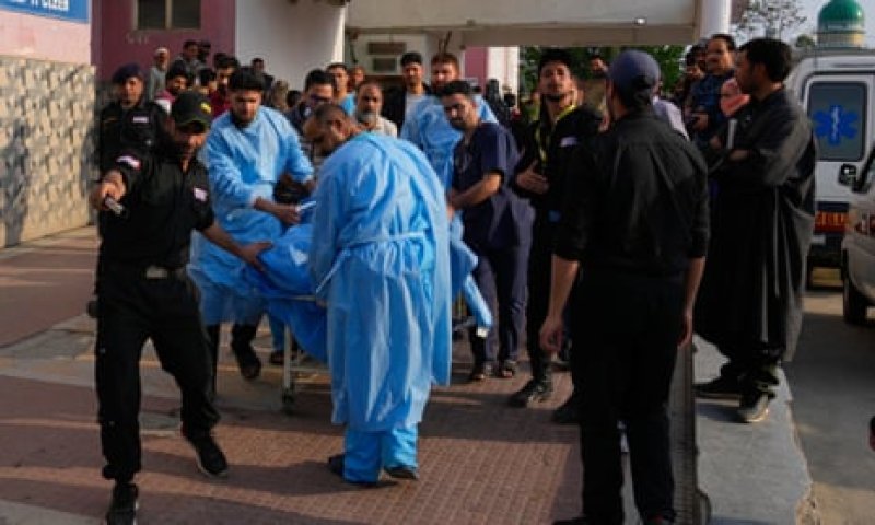 26 killed after gunmen open fire on tourists in india