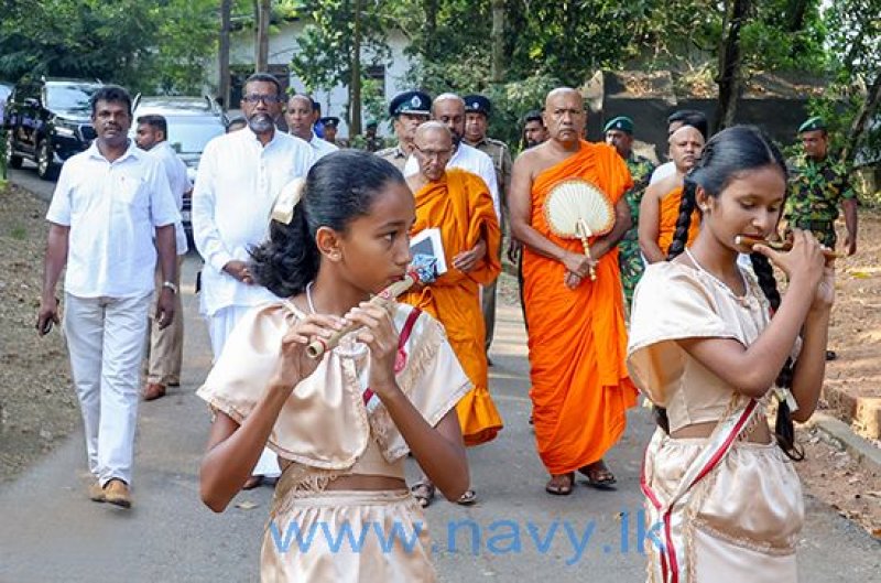  Navy Commander felicitated by Gunarathana Dharma Vidyalaya