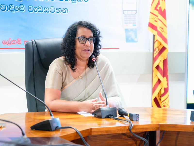 Gov Committed to Efficient, Transparent Public Services 