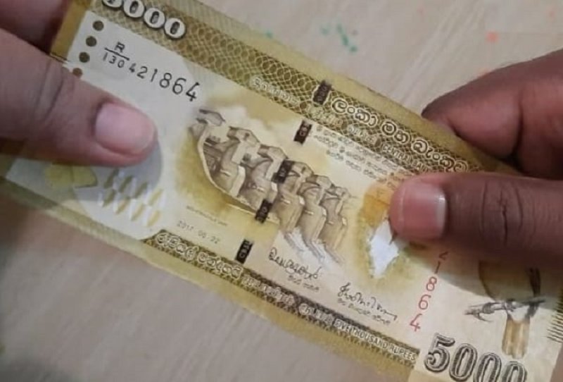 Watch out: Fake Rs. 5000 notes in circulation