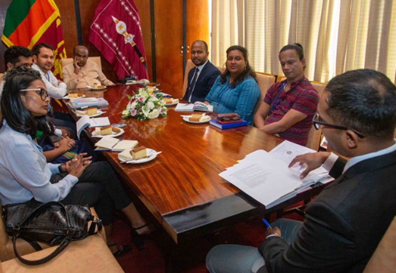 Sri Lankan LGBTIQ+ representatives hold talks with Speaker