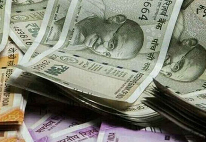 India to push rupee investments in Sri Lanka