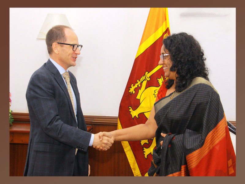 Canadian High Commissioner meets  PM to Strengthen Ties