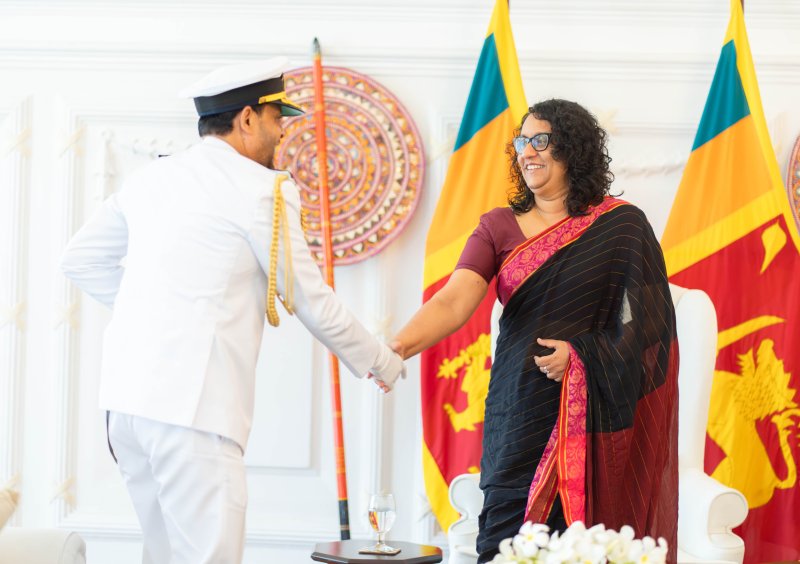 PM meets Newly Appointed Navy Commander