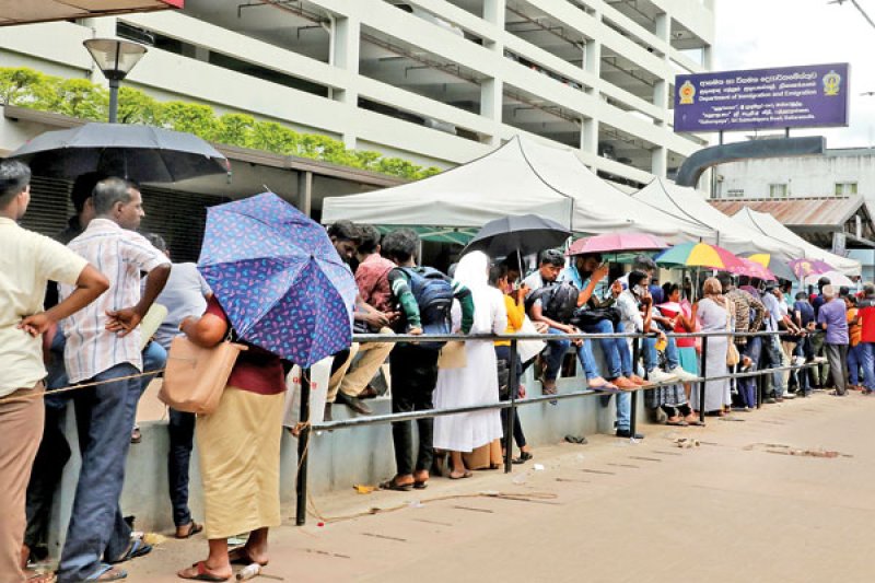 Long Queues reported at Battaramulla Passport Office 