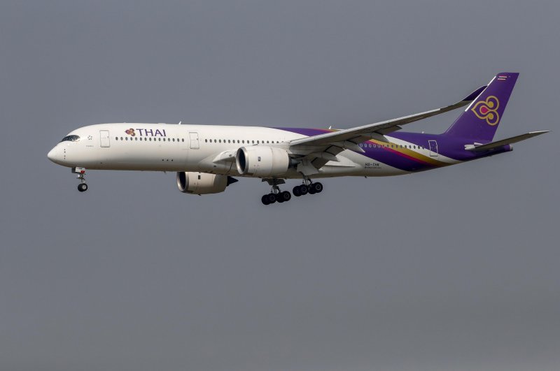 Canadian opens plane door on Thai Airways flight