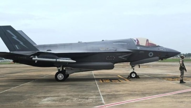 UK F-35B Fighter Jet Makes Emergency Landing In Japan