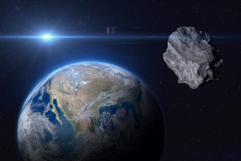 Large asteroid safely passed Earth