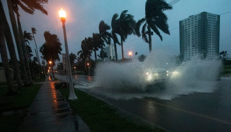 Hurricane Milton makes landfall in Florida
