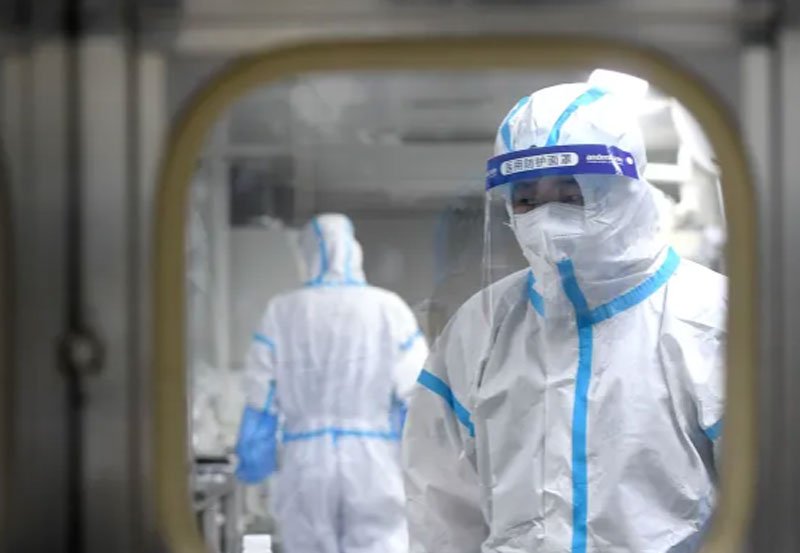 China faces surge in children suffering respiratory illnesse