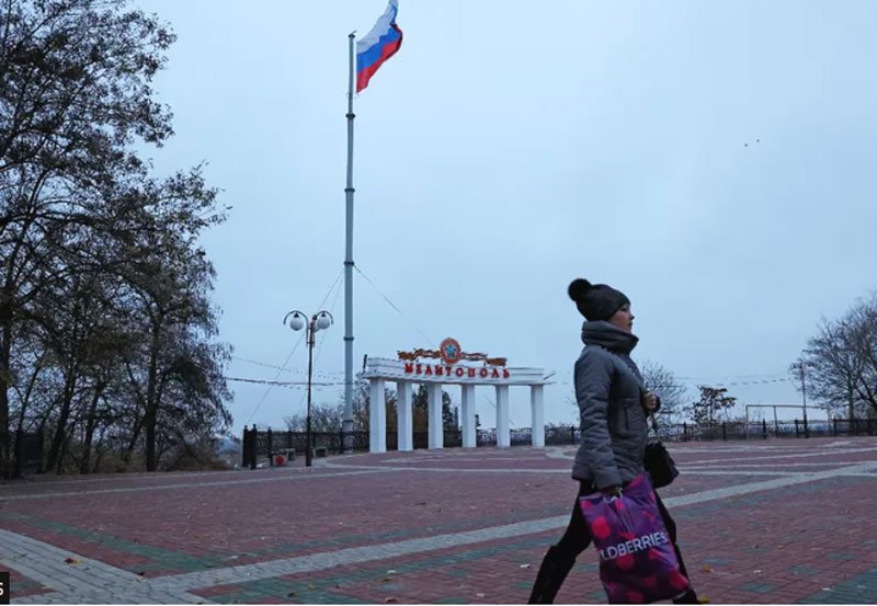 Ukraine war: Locals forced to take Russian passports