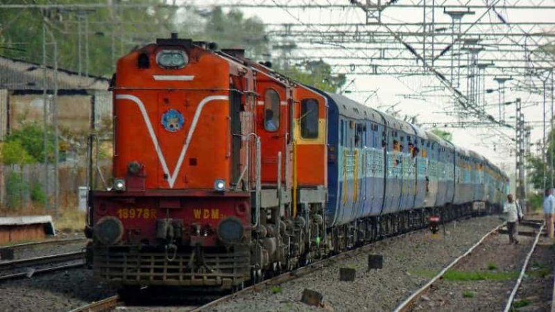 Runaway Indian train travels 70kms without driver