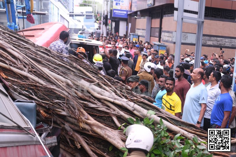 Defence Secretary looks into Colombo tragedy