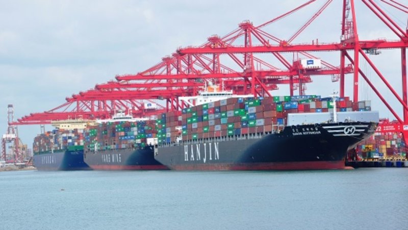 Colombo Port rises to 20th among World&rsquo;s busiest ports