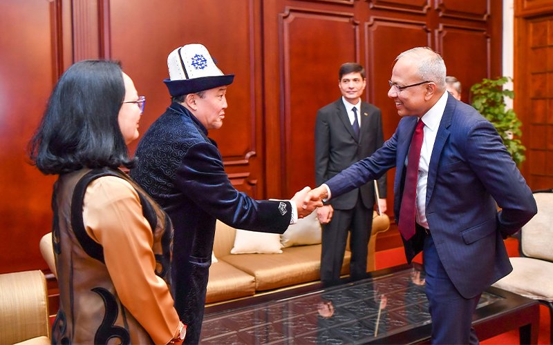 Four New Heads of Mission Presented Letters of Credence