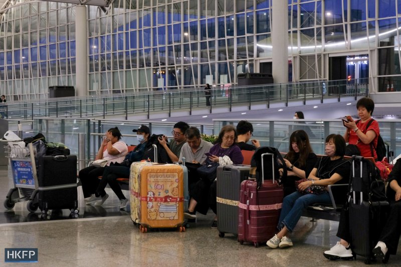 Hong Kong Airport Mulls 36-Hour Closure Due to Super Typhoon