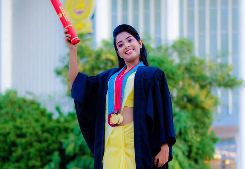 Colombo University lecturer killed in accident