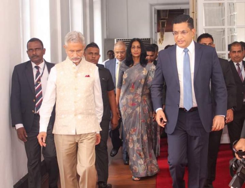 External  affairs minister of India met SL foreign minister